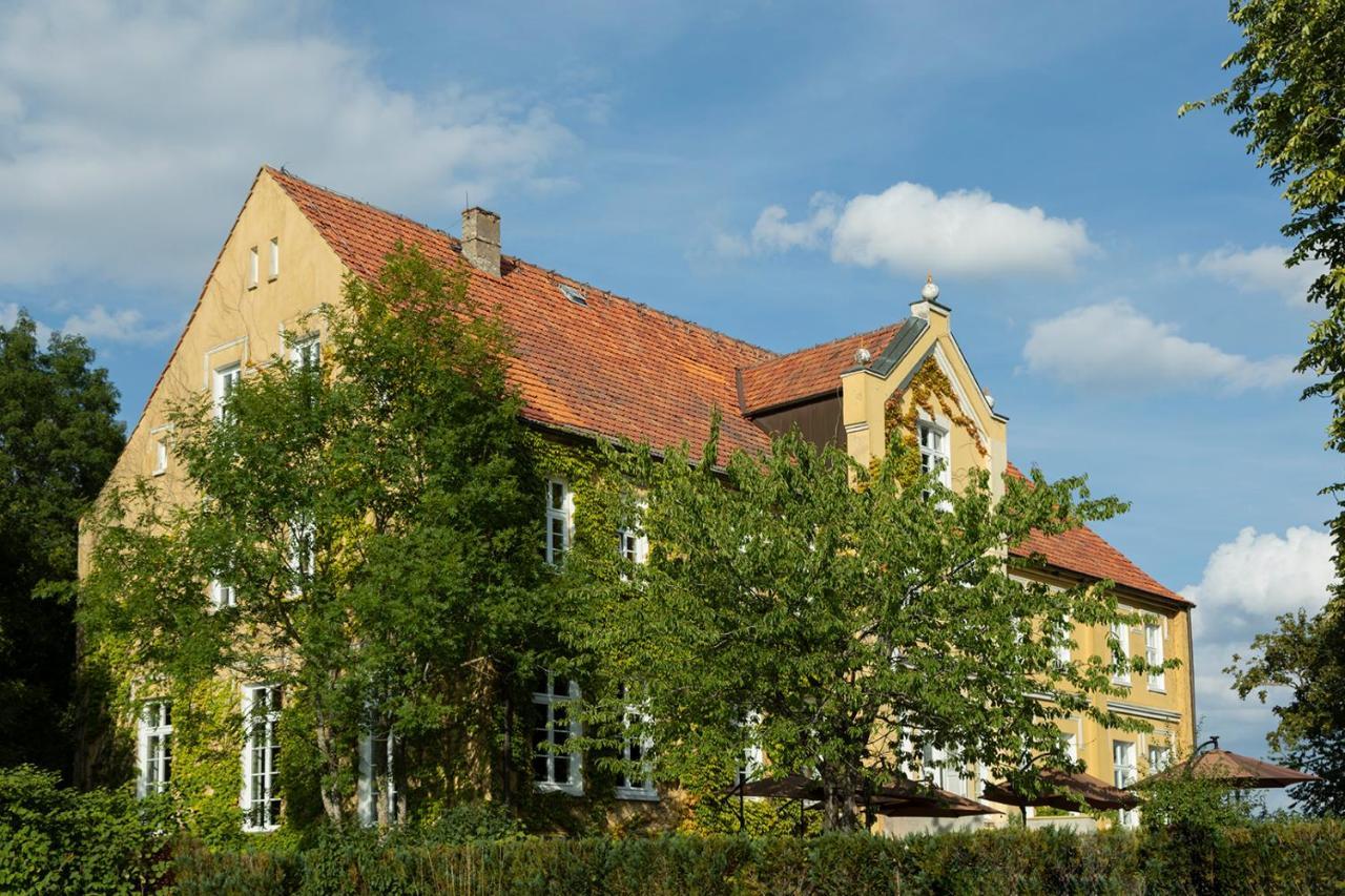 Gutshauszimmer Neu Gaarz Exterior foto
